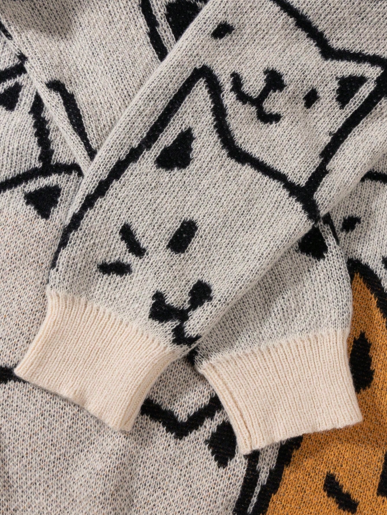 ANDREILEE CAT JACQUARD PATTERN SWEATER
