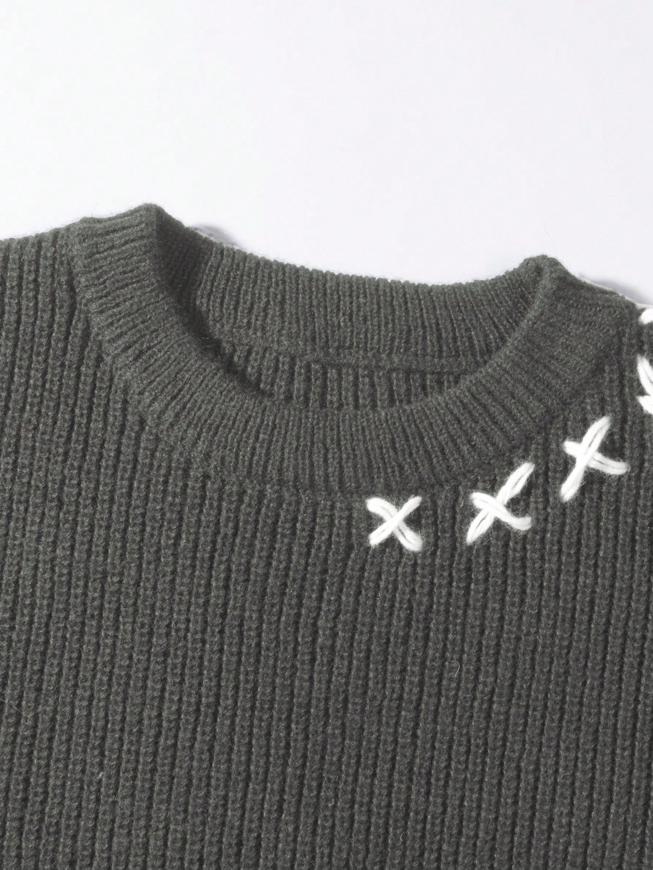 ANDREILEE THREAD TIE, TORN HOLE, TASSEL SWEATER