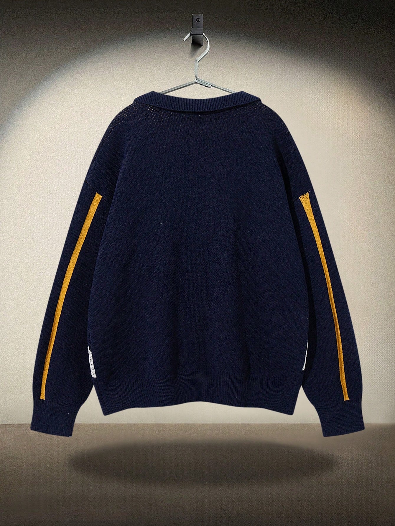 ANDREILEE WHITE DOVE PRINT POLO PULLOVER