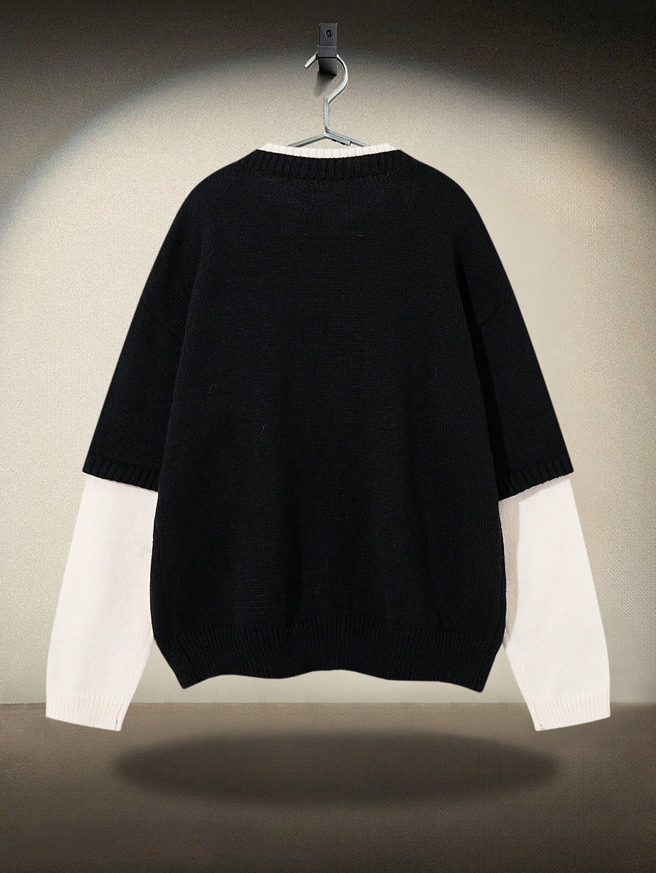 ANDREILEE SKULL LETTER PRINT PULLOVER SWEATER