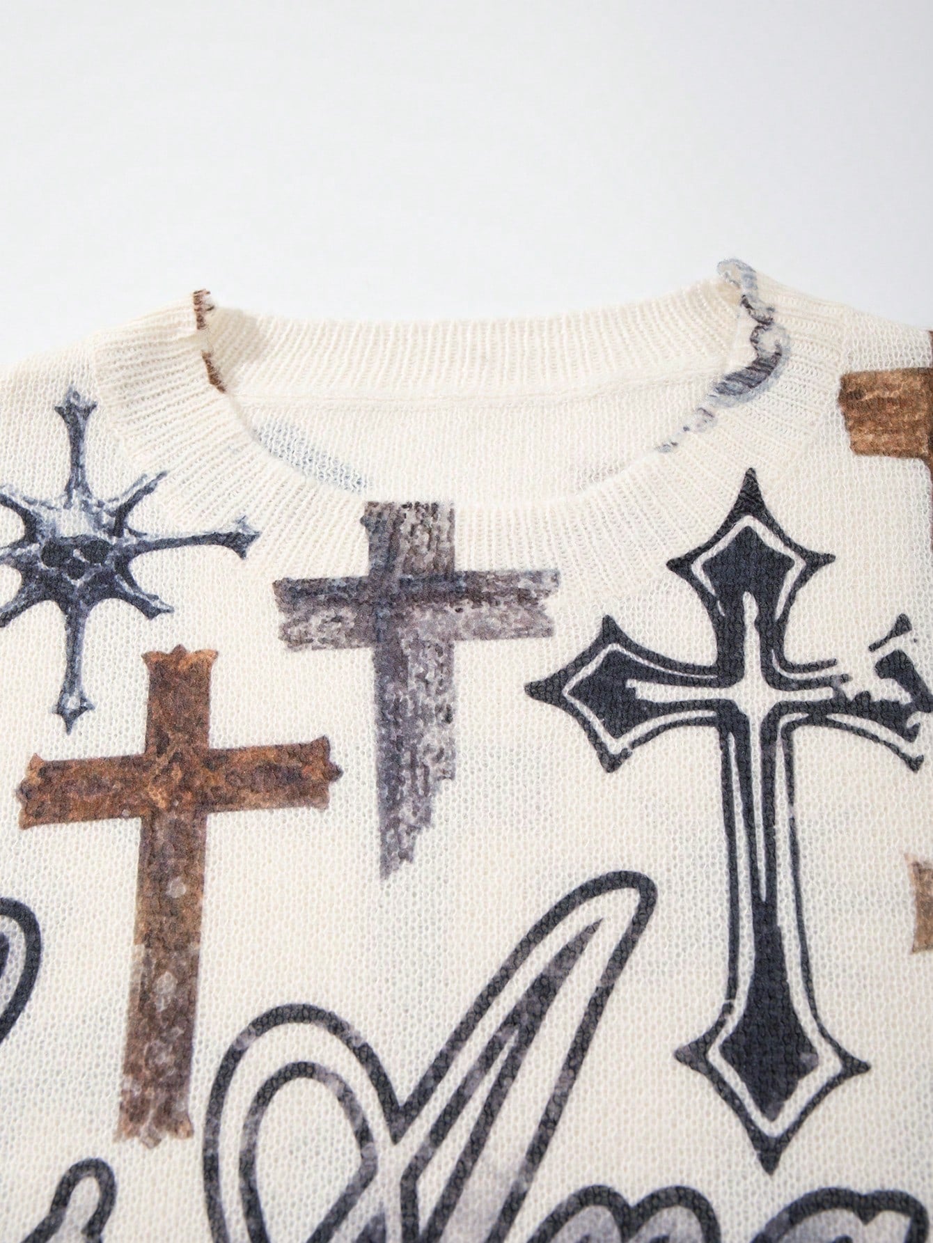 ANDREILEE HIGH STREET CROSS GRAFFITI PATTERN PULLOVER SWEATER