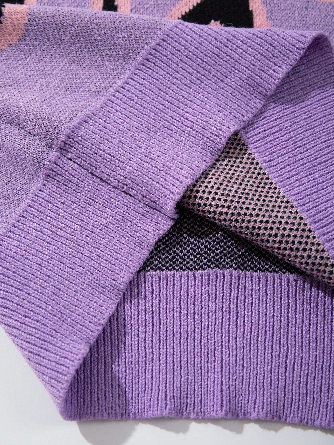 ANDREILEE ALPHABET CREW NECK PULLOVER SWEATER