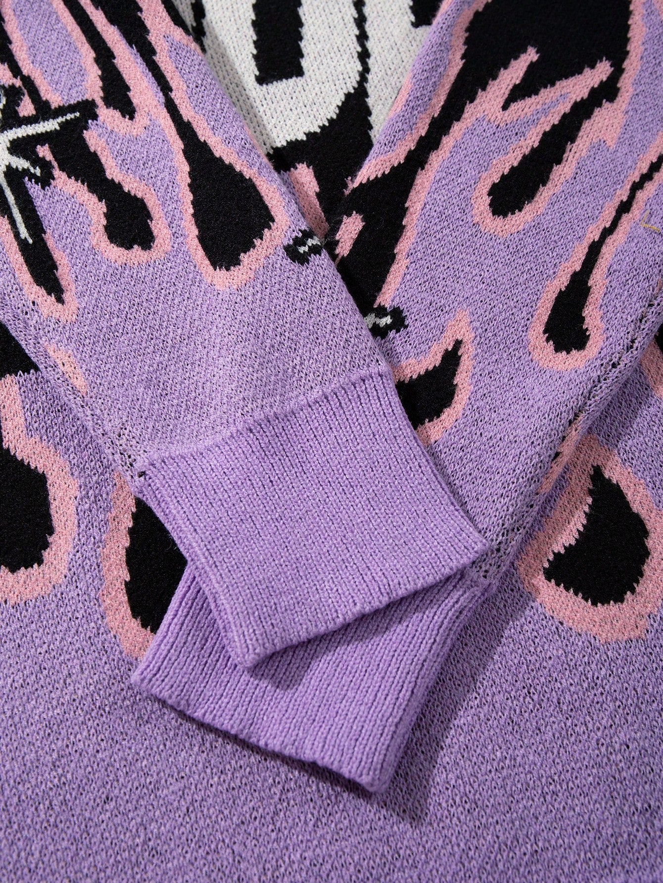 ANDREILEE ALPHABET CREW NECK PULLOVER SWEATER