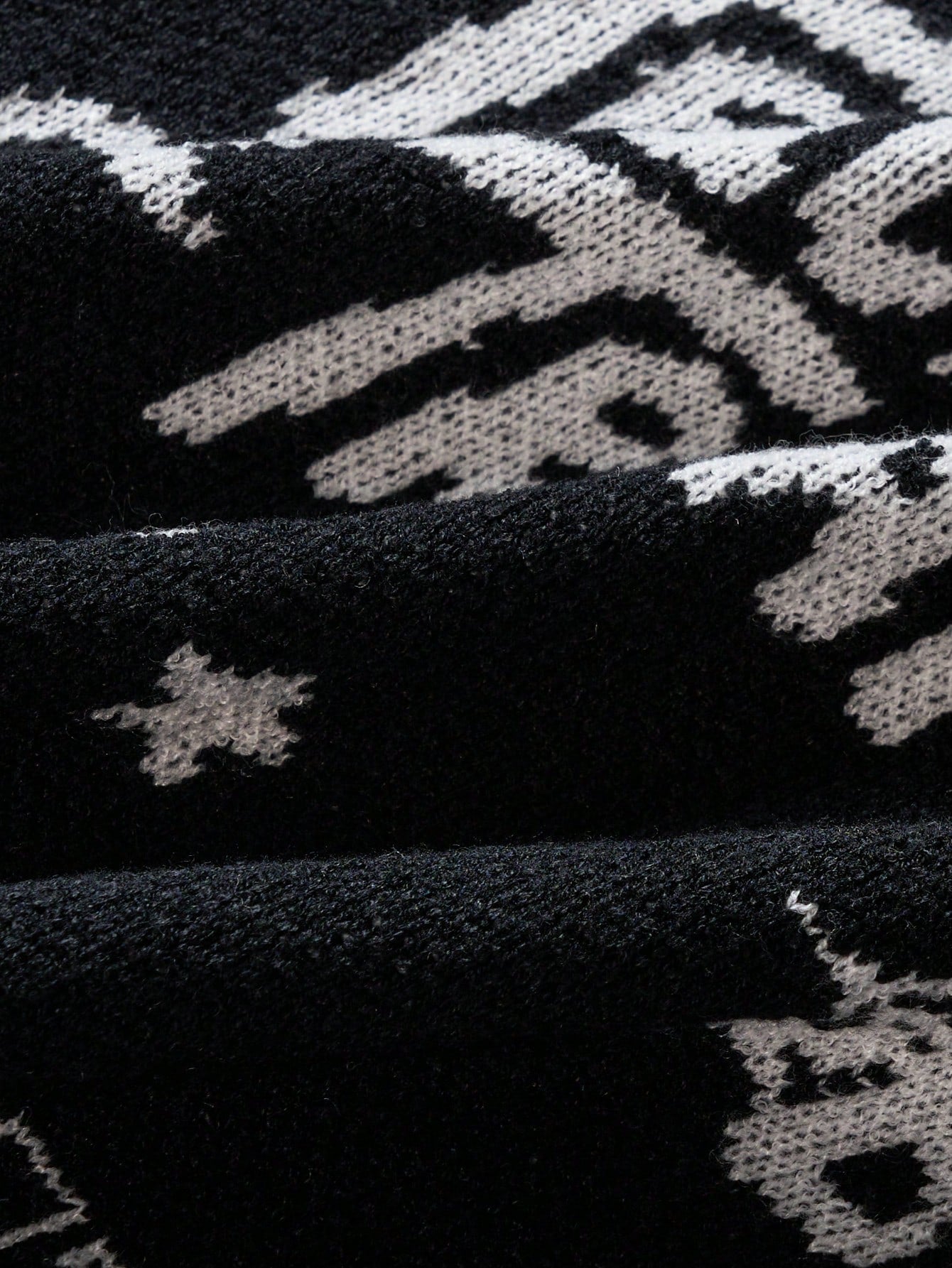 ANDREILEE CARTOON LETTER PATTERN CARDIGAN SWEATER