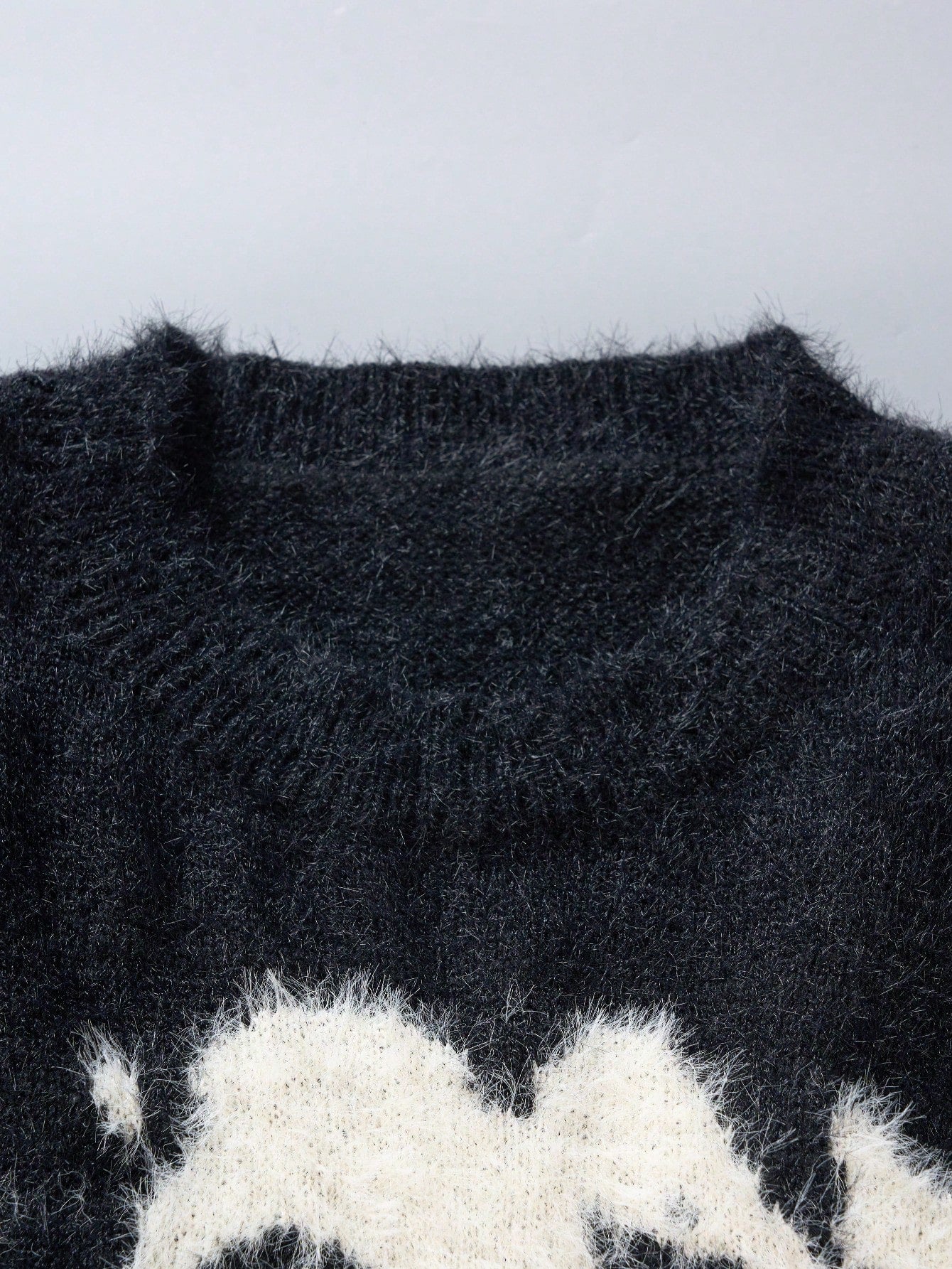 ANDREILEE SPOTTED DOG PATTERN PULLOVER SWEATER