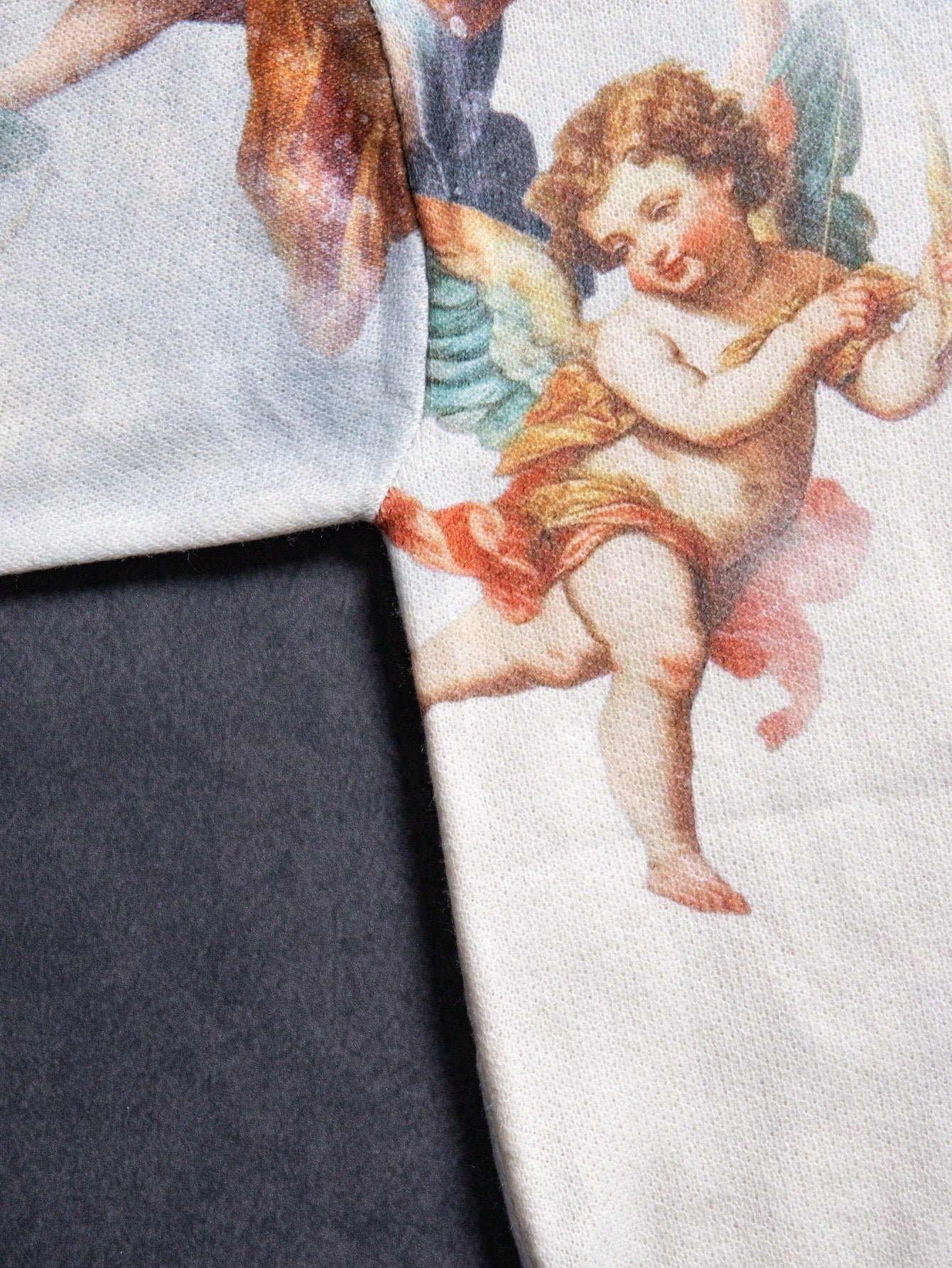 ANDREILEE CUPID CREW NECK PULLOVER SWEATER