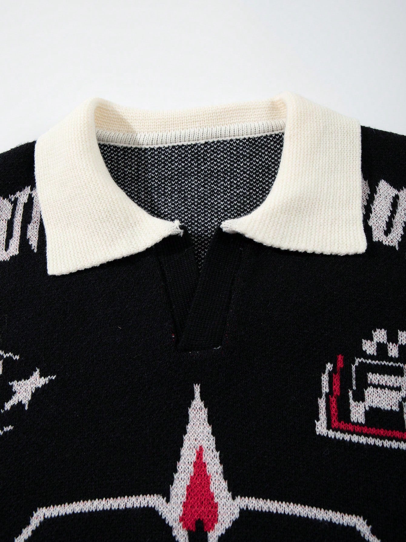 ANDREILEE DIGITAL LETTER PATTERN SWEATER