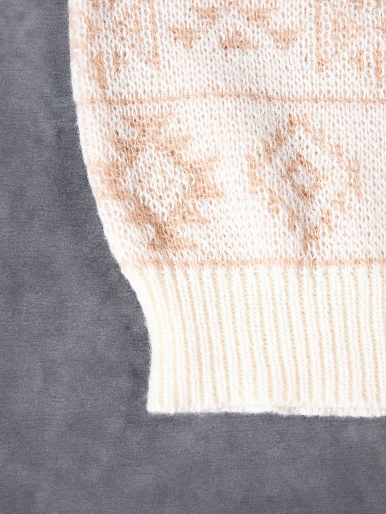 ANDREILEE PATTERNED SQUARE BLOCK PULLOBER SWEATER