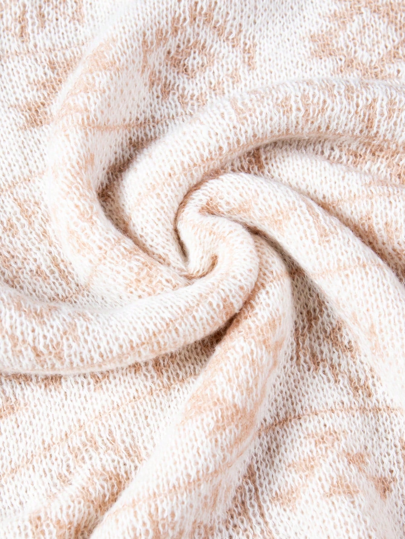 ANDREILEE PATTERNED SQUARE BLOCK PULLOBER SWEATER