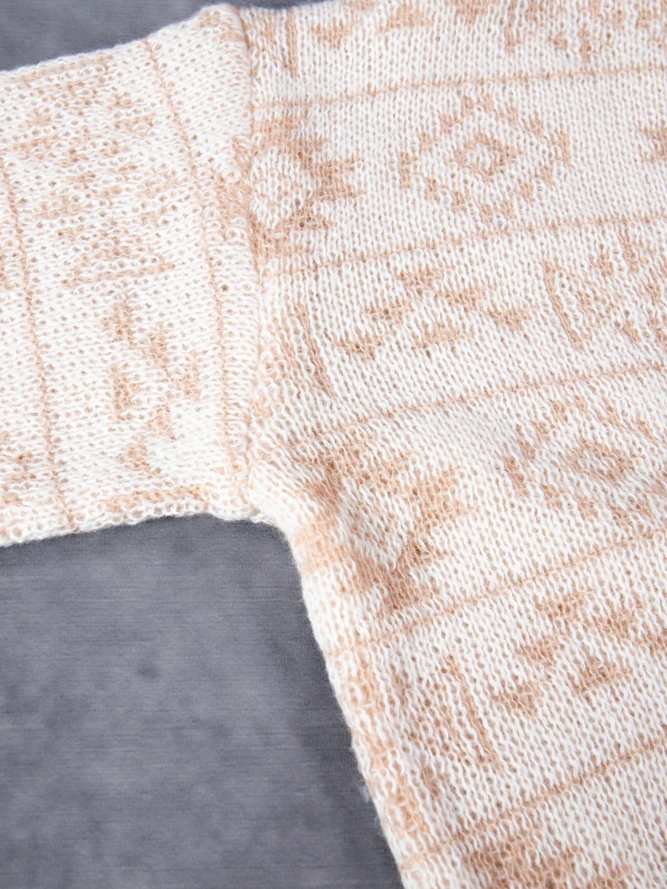 ANDREILEE PATTERNED SQUARE BLOCK PULLOBER SWEATER