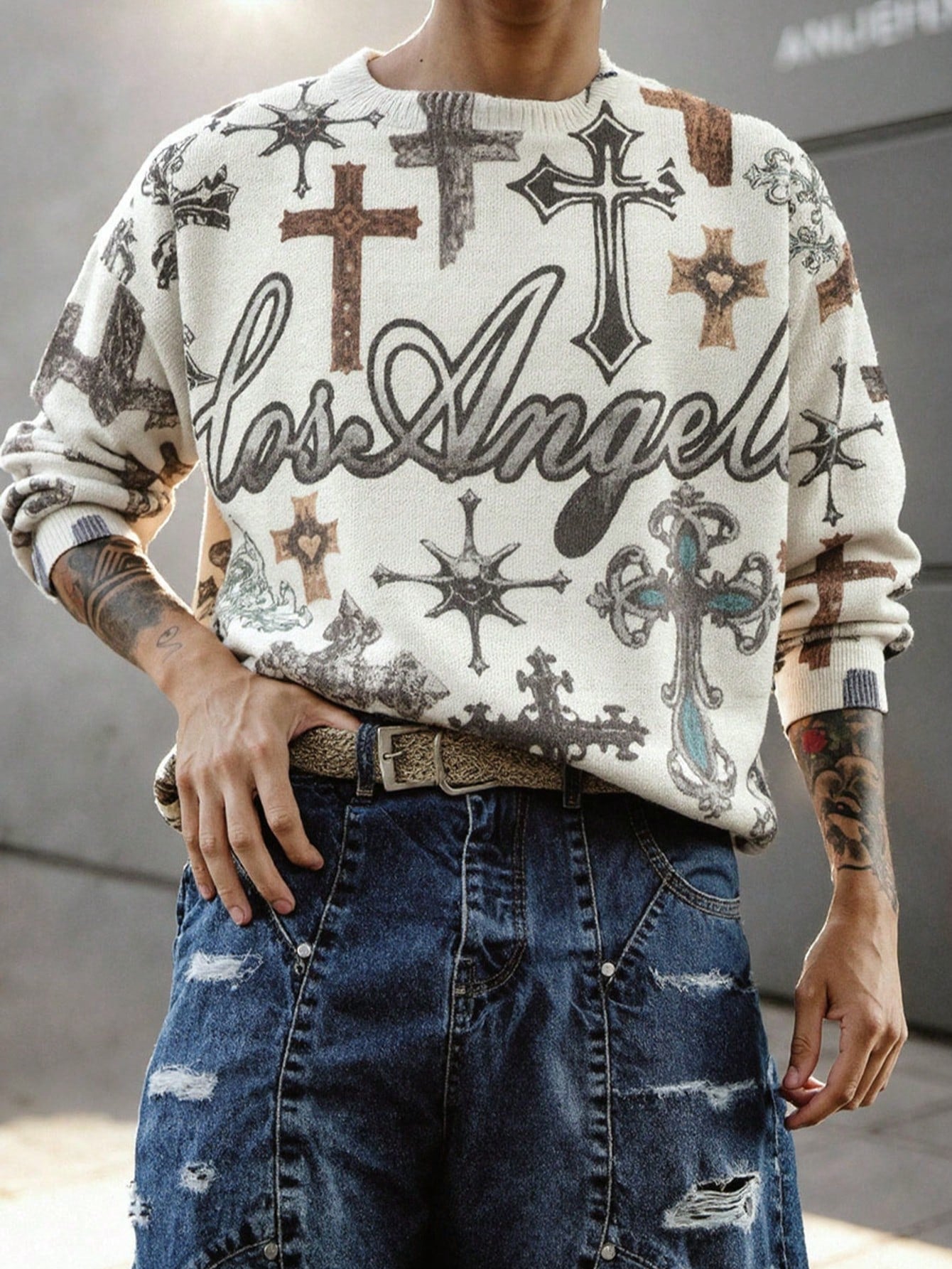 ANDREILEE HIGH STREET CROSS GRAFFITI PATTERN PULLOVER SWEATER
