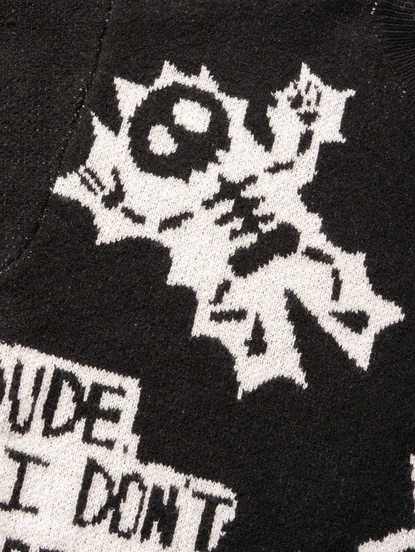 ANDREILEE SKULL AND STAR PATTERN PULLOVER SWEATER