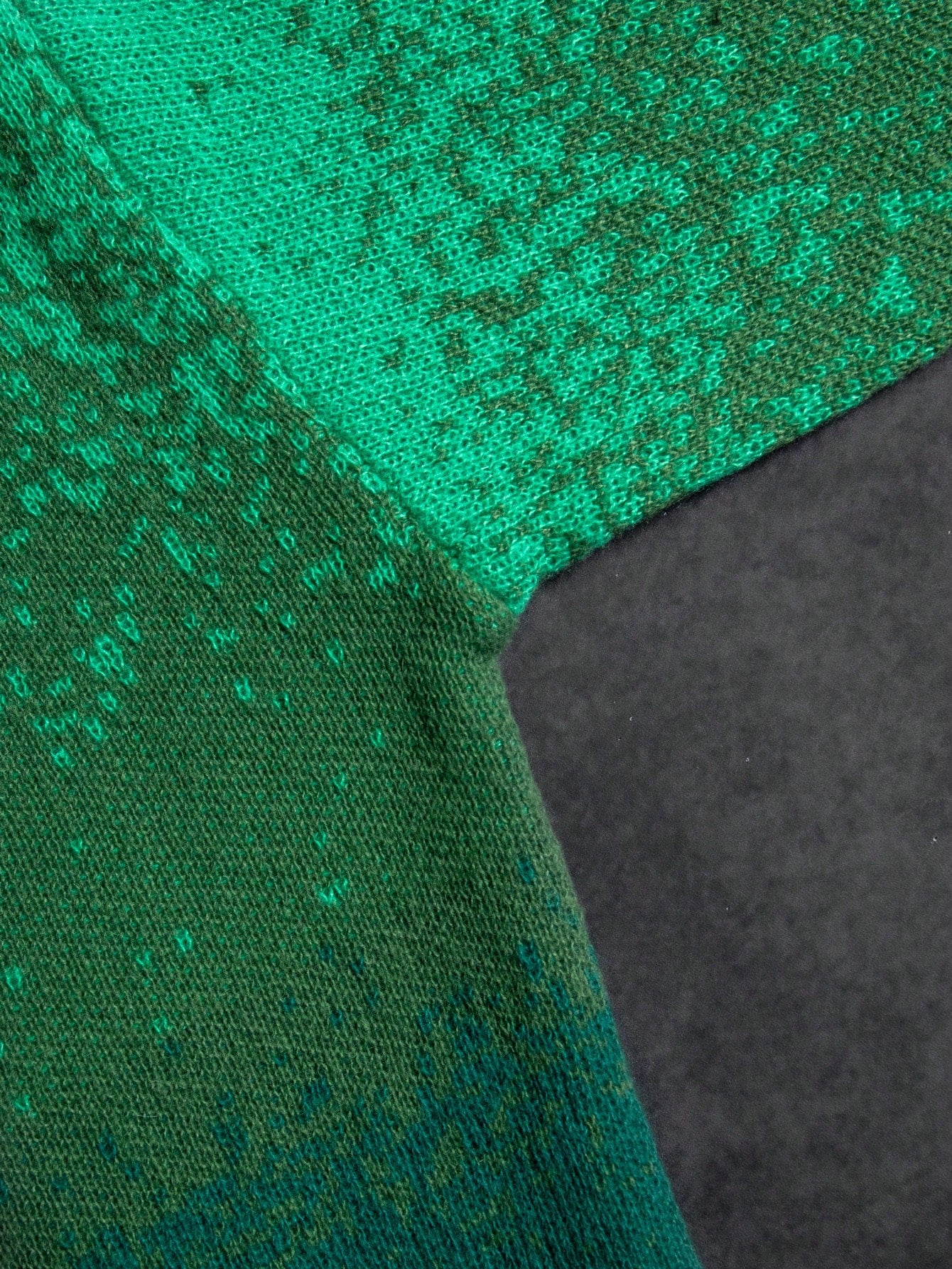 ANDREILEE GREEN GRADIENT LONG-SLEEVE JACKET