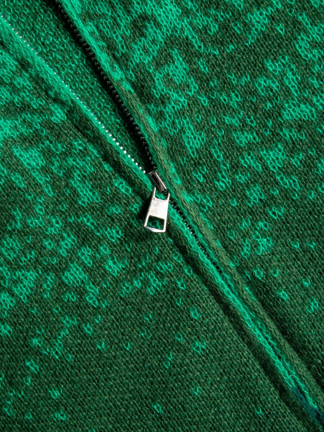 ANDREILEE GREEN GRADIENT LONG-SLEEVE JACKET