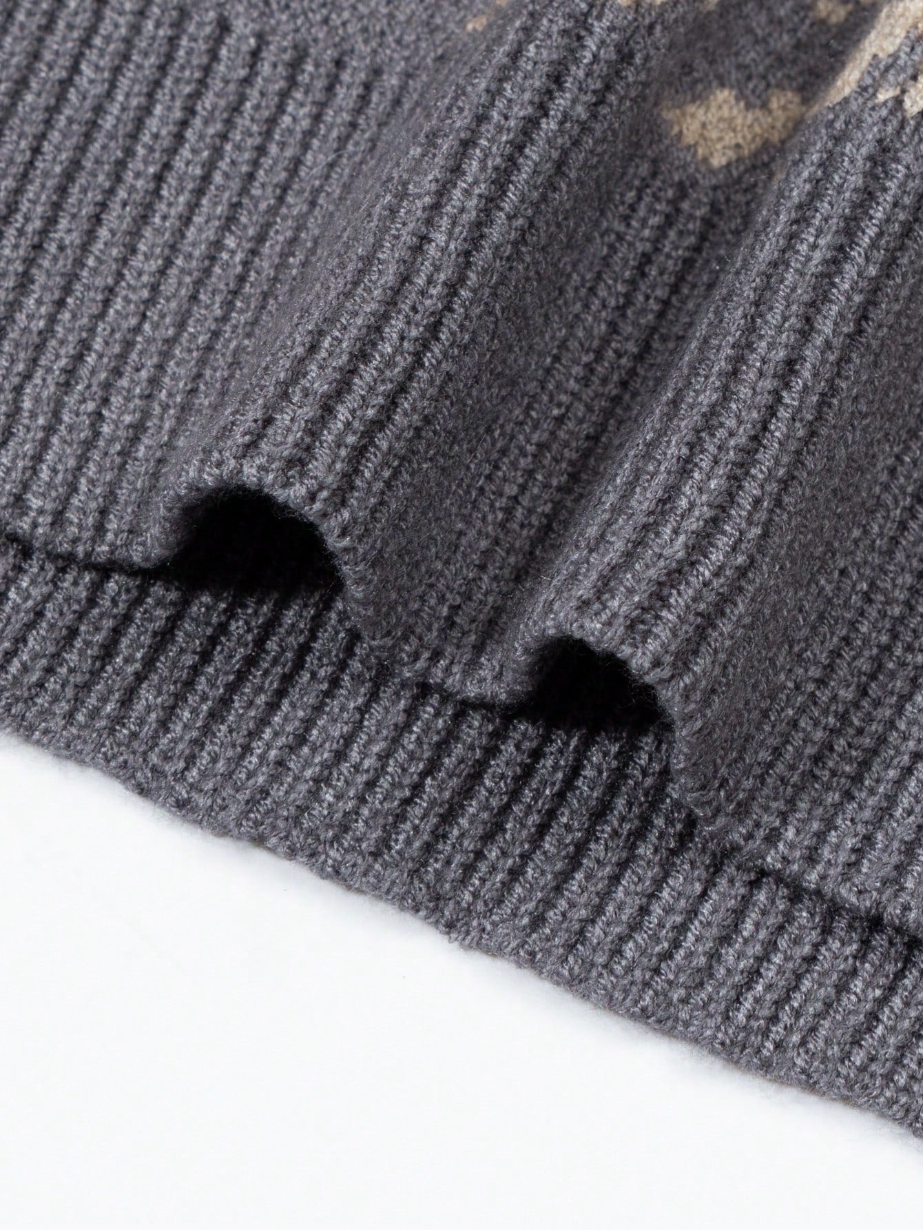 ANDREILEE FULL PRINTED PATTERN GRADIENT SWEATER