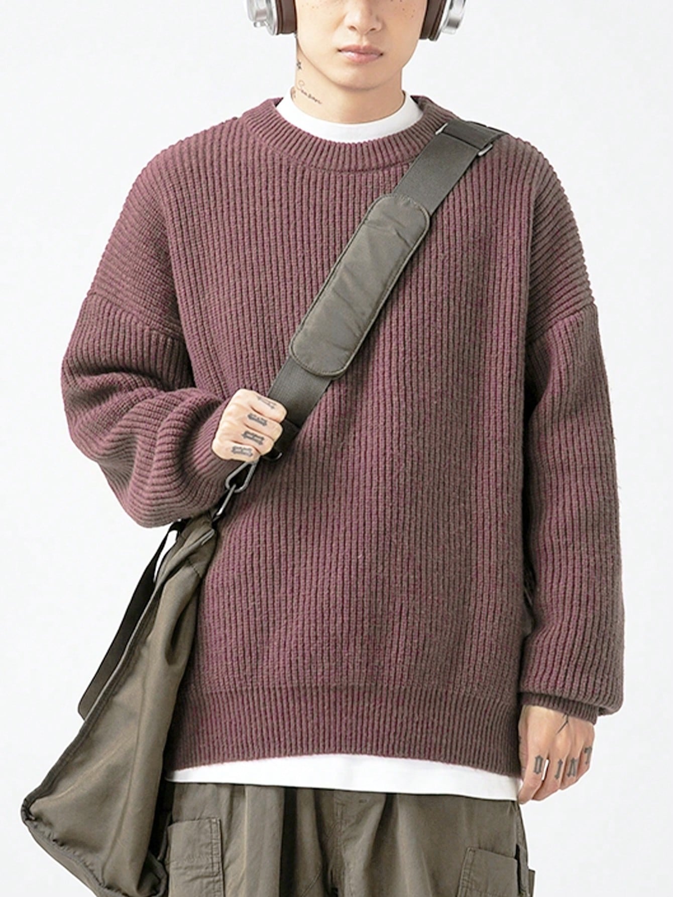 ANDREILEE RETRO SOLID COLORED SWEATER