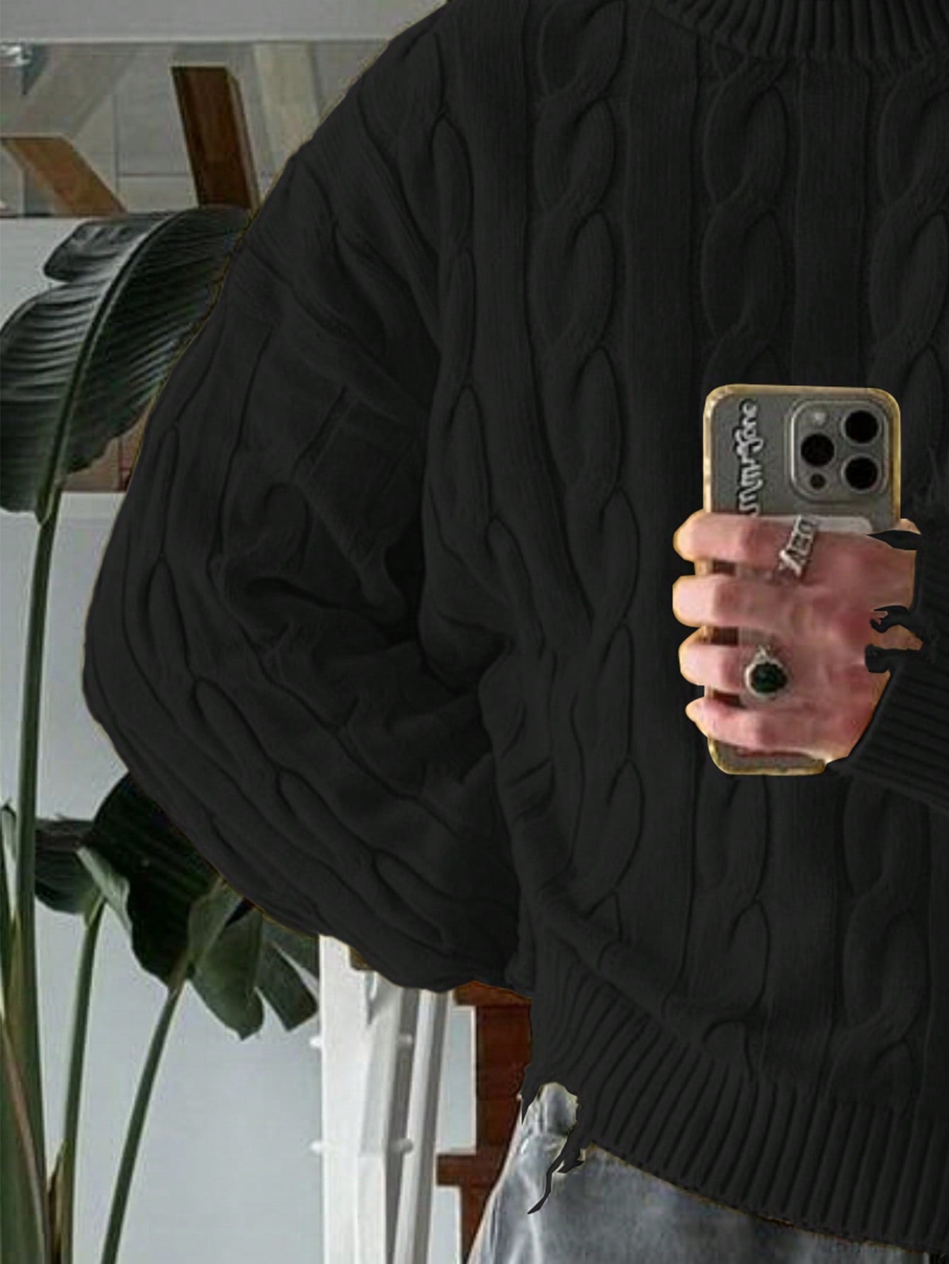 ANDREILEE BROKEN HOLE TASSEL FRIED DOUGH TWISTS SWEATER