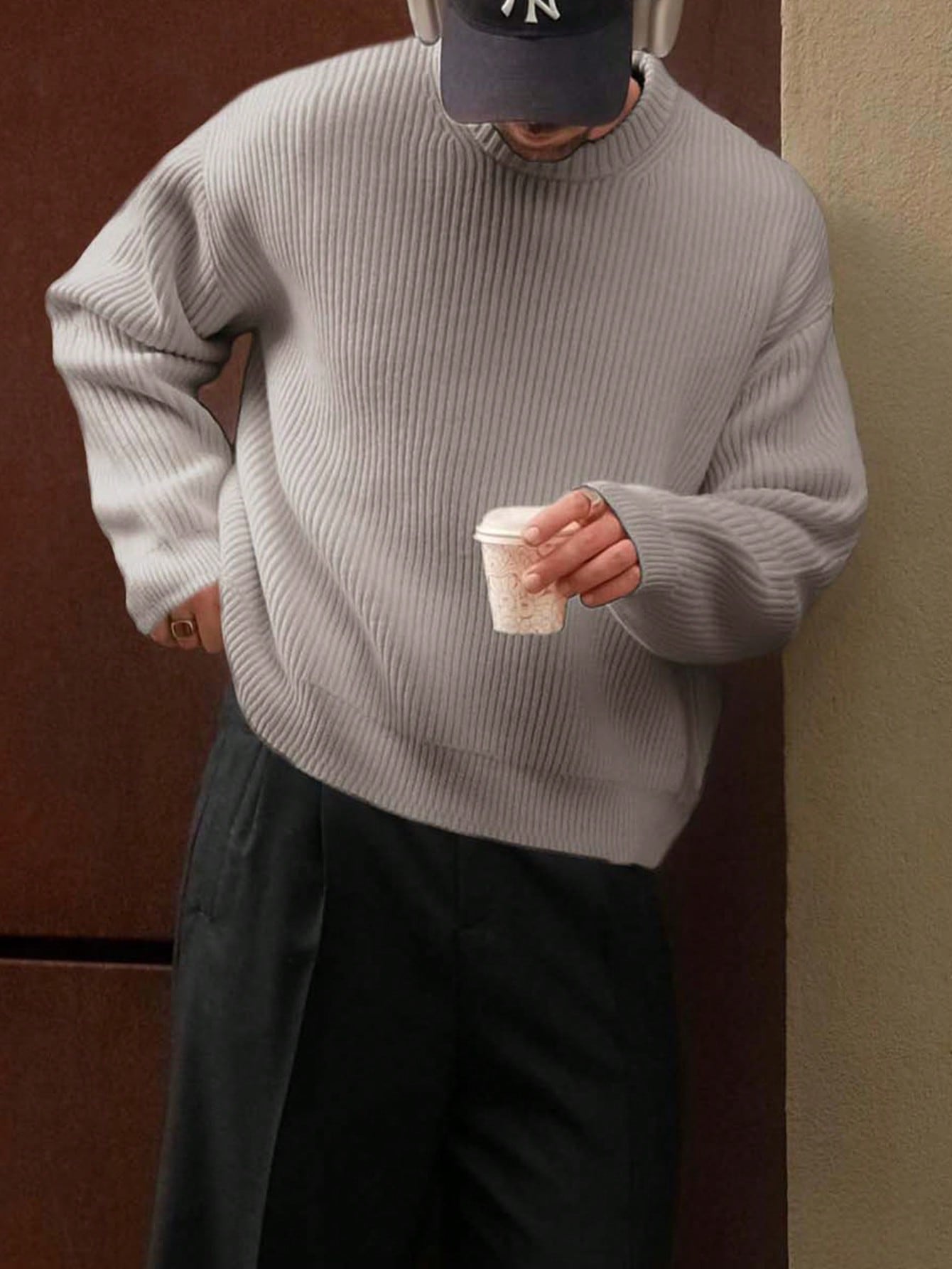 ANDREILEE STREET FASHION TEXTURED SWEATER