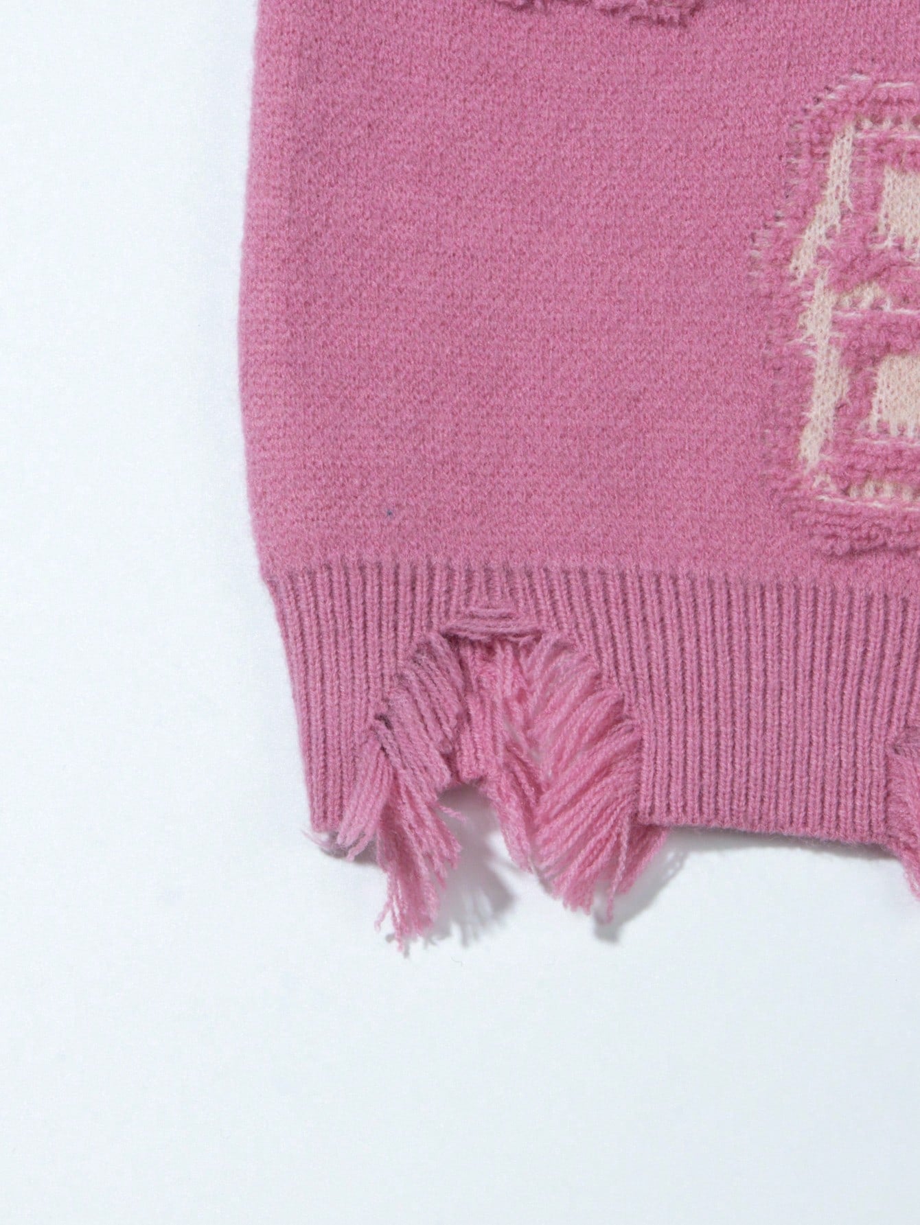 ANDREILEE CROSS JACQUARD CASUAL SWEATER