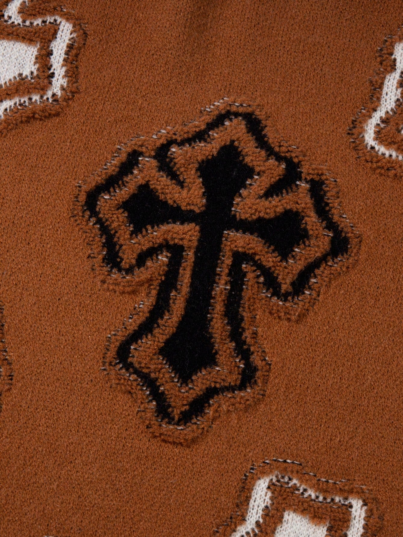 ANDREILEE CROSS JACQUARD CASUAL SWEATER