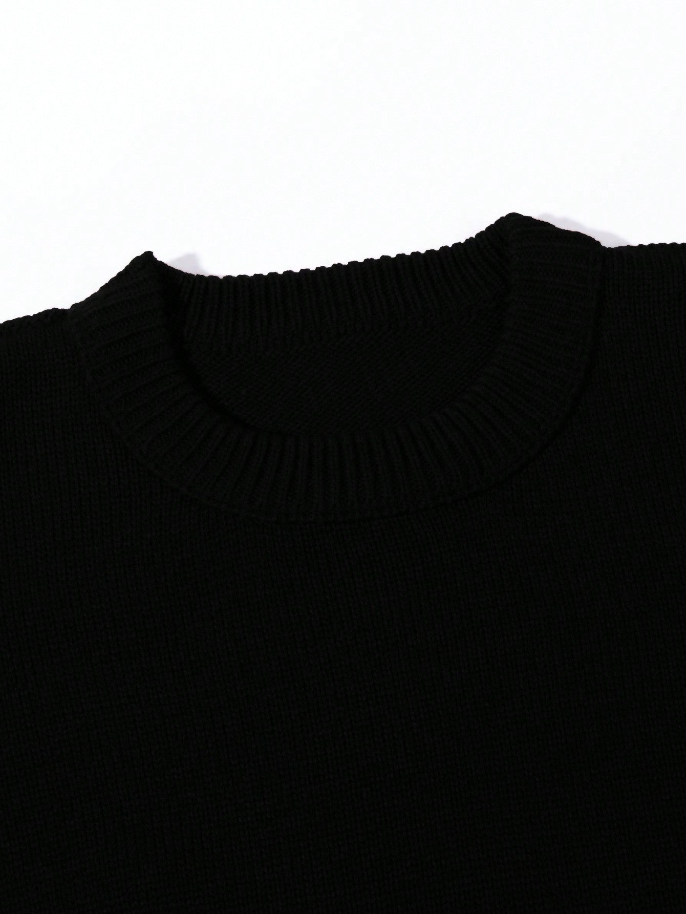 ANDREILEE STREET TASSEL RIPPED PULLOVER SWEATER