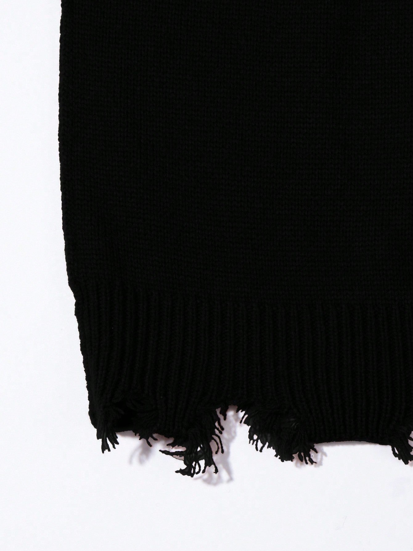 ANDREILEE STREET TASSEL RIPPED PULLOVER SWEATER