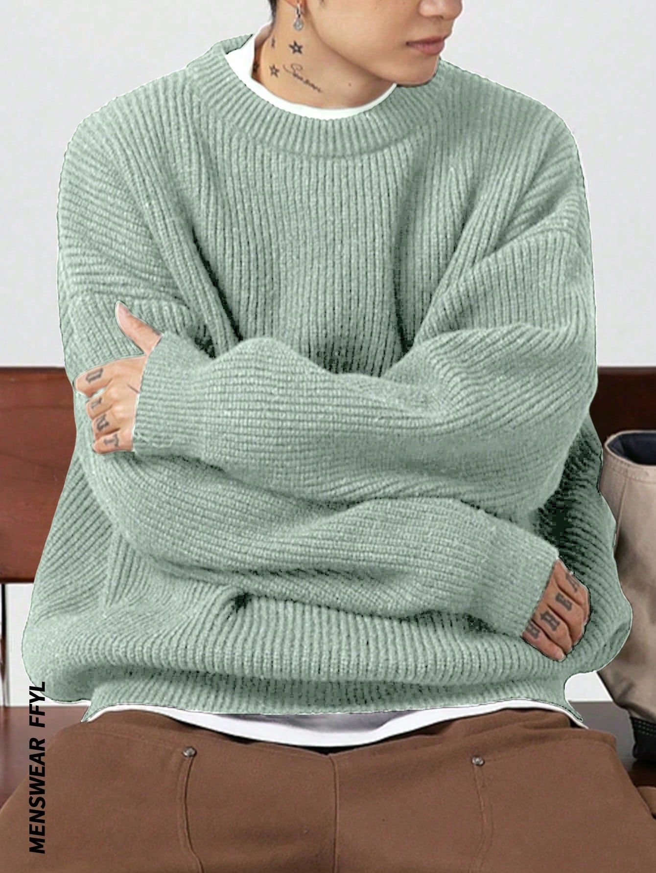 ANDREILEE RETRO SOLID COLORED SWEATER