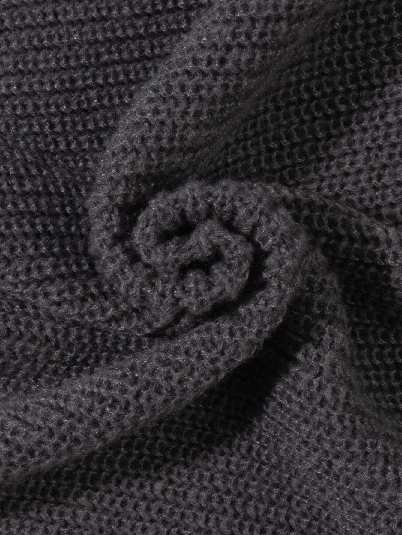 ANDREILEE BEAD PATTERNED ROUND NECK SWEATER