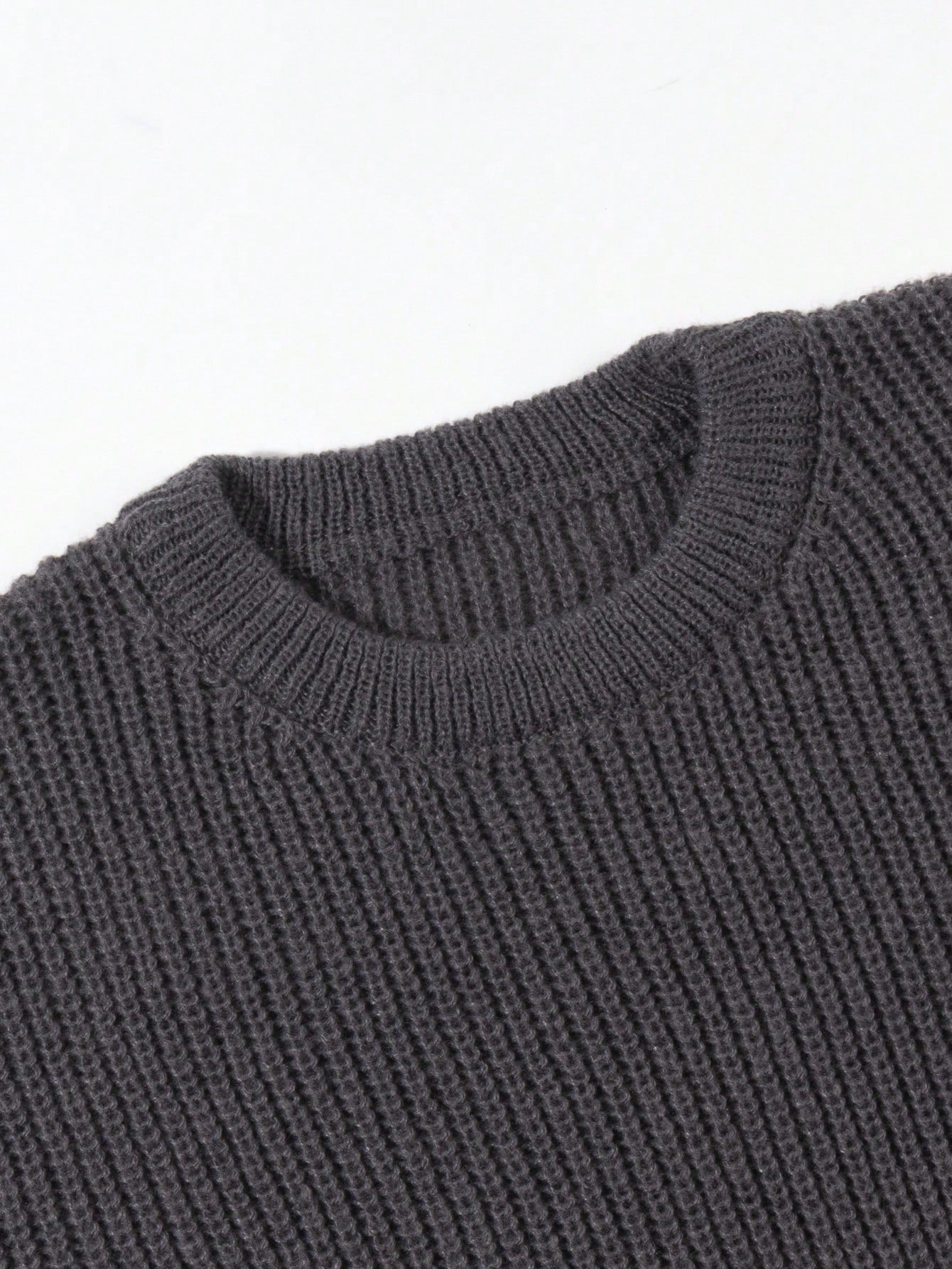 ANDREILEE BEAD PATTERNED ROUND NECK SWEATER