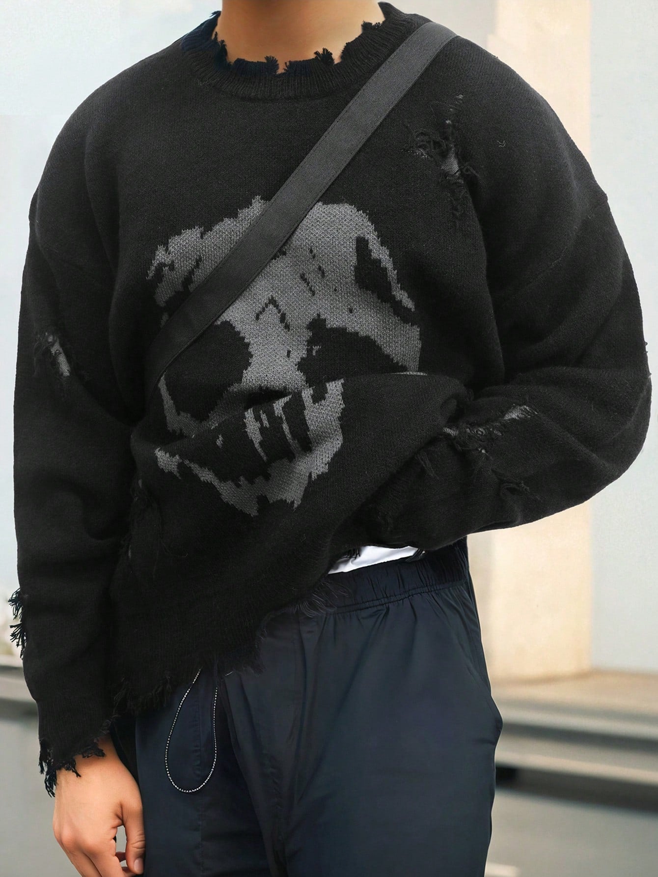 ANDREILEE SKELETON TREND RIPPED TASSEL SWEATER