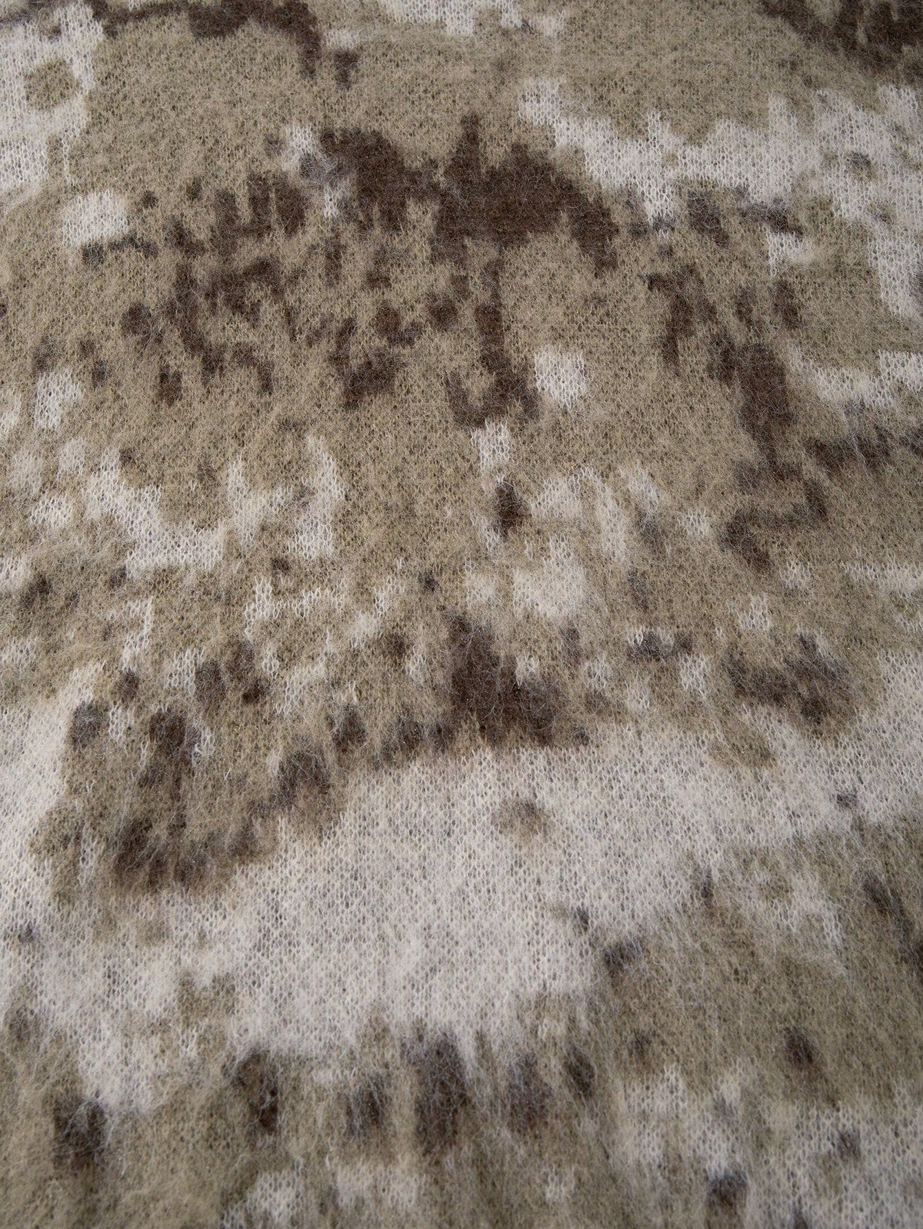 ANDREILEE HIGH STREET COLORBLOCK PULLOVER SWEATSHIRT