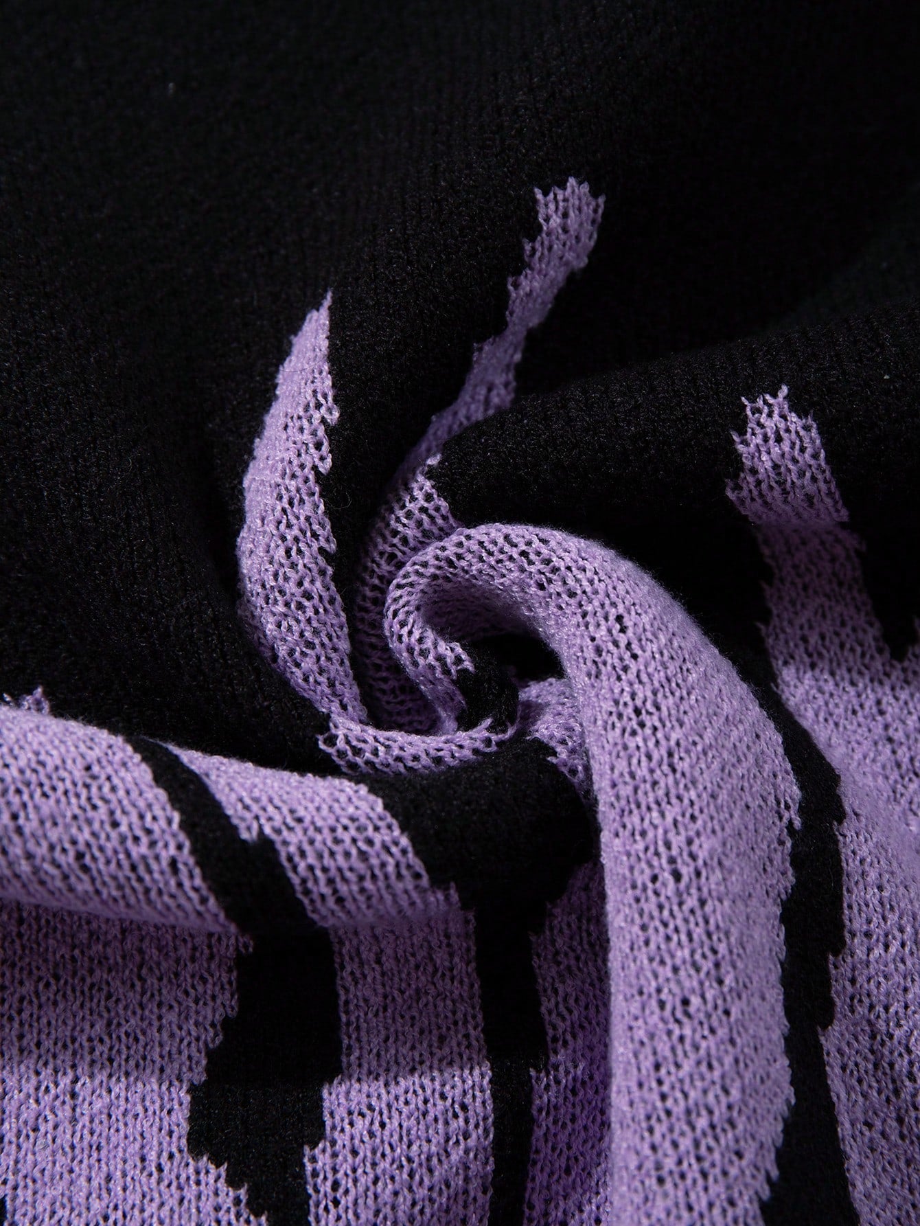 ANDREILEE ALPHABET CREW NECK PULLOVER SWEATER