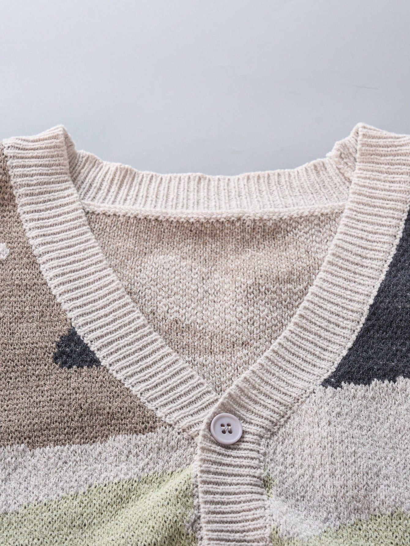 ANDREILEE CAMOUFLAGE RIPPED CARDIGAN SWEATER