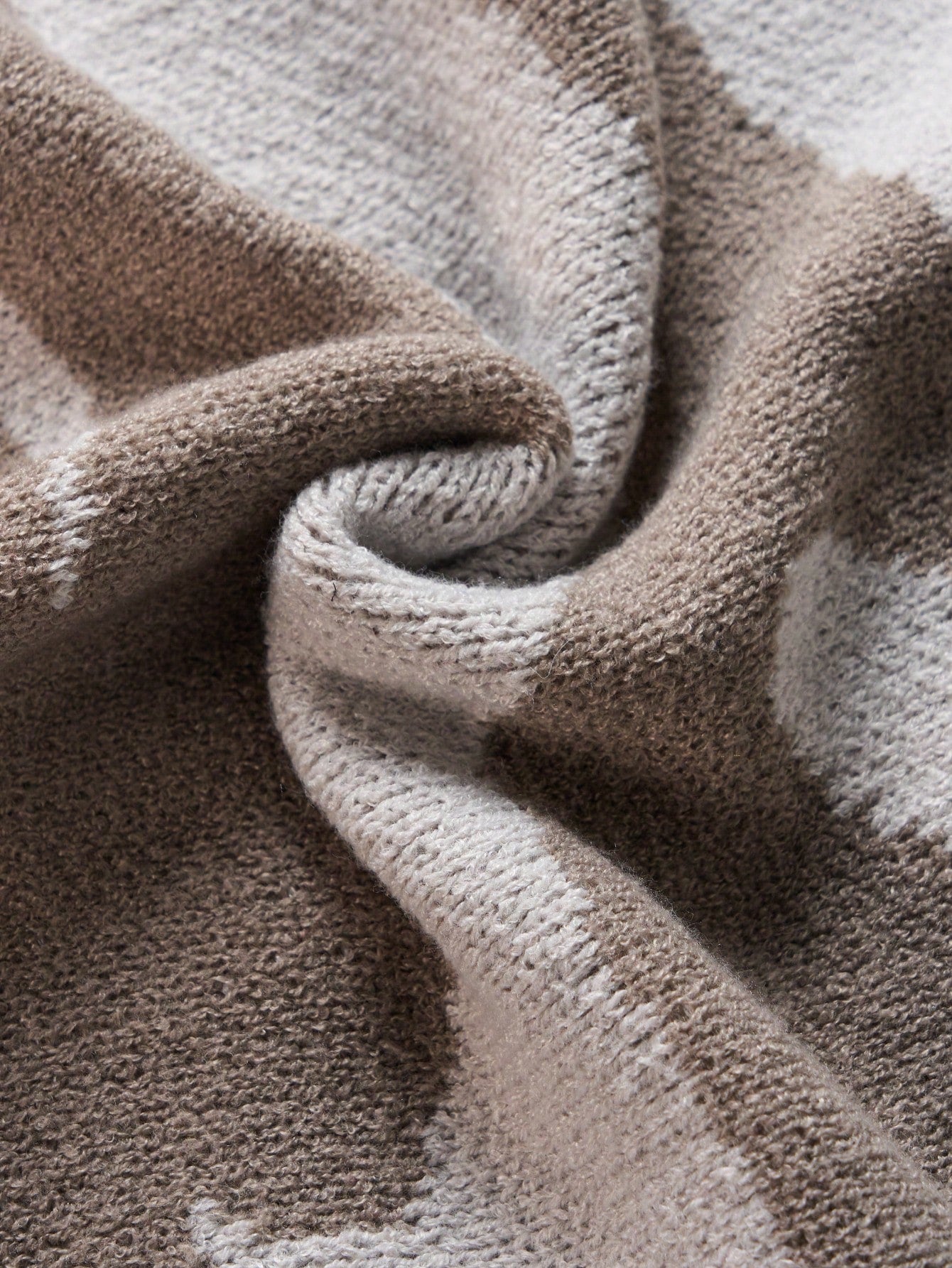 ANDREILEE CAMOUFLAGE RIPPED CARDIGAN SWEATER