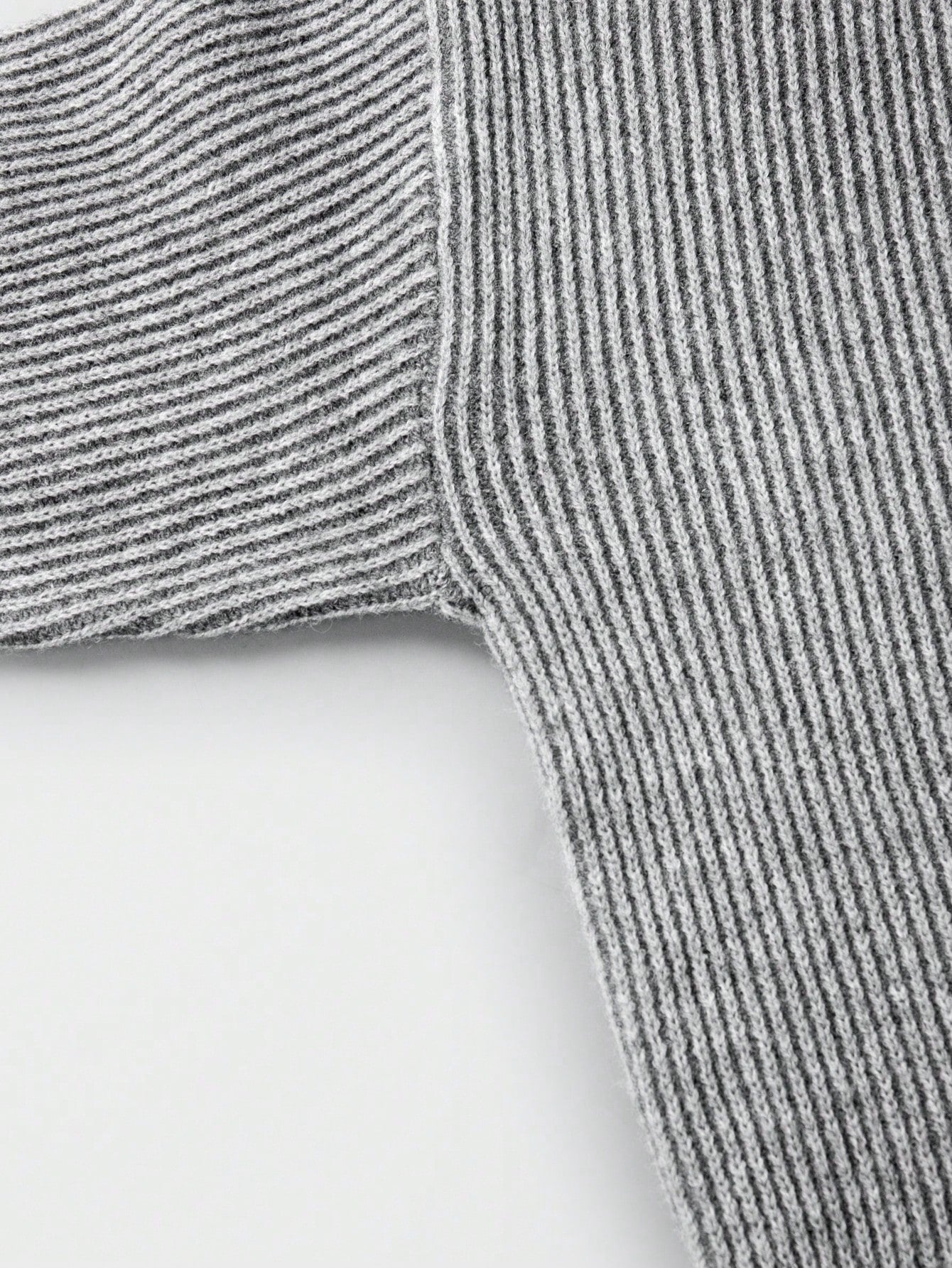 ANDREILEE WING BONE PATTERN PULLOVER SWEATER