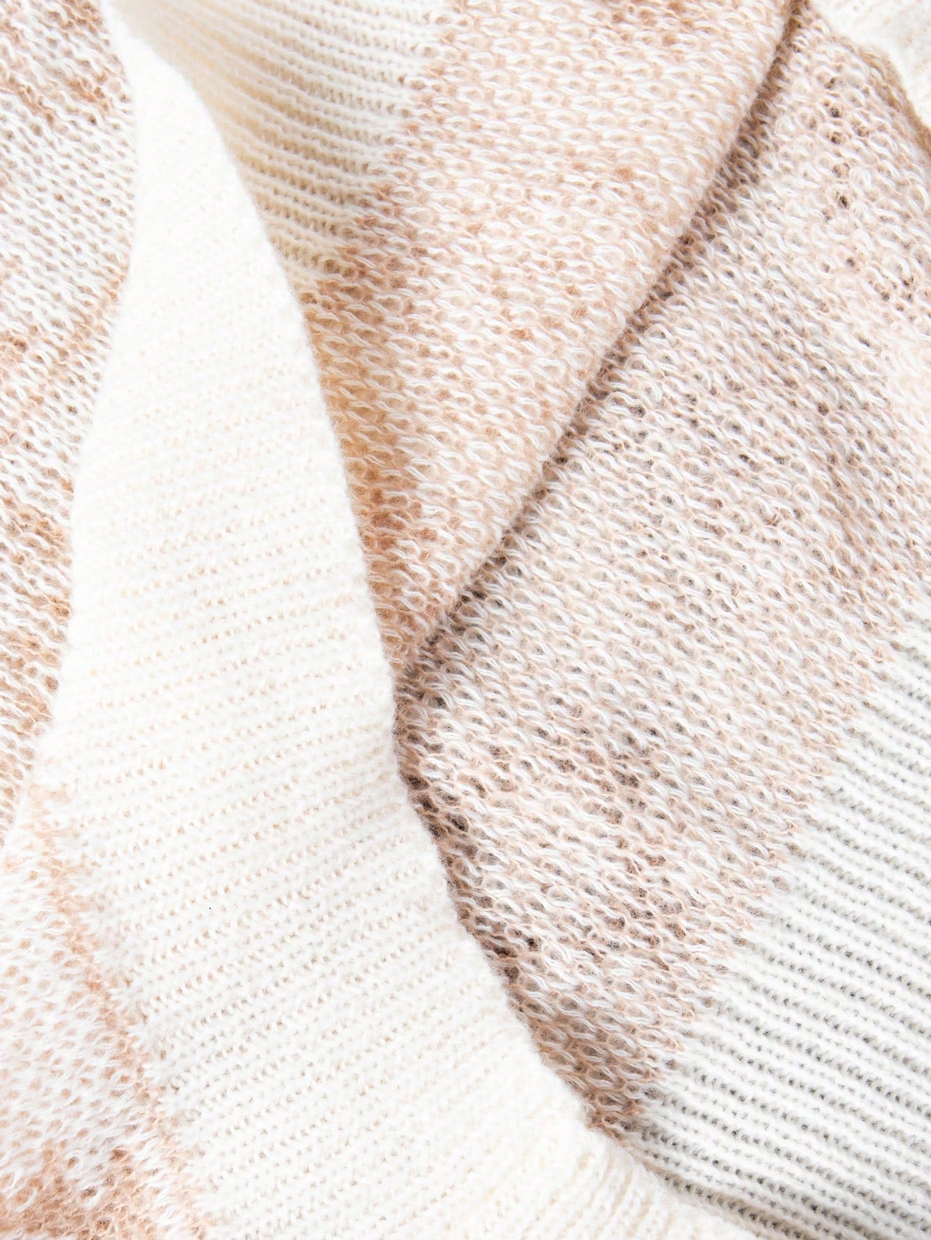 ANDREILEE PATTERNED SQUARE BLOCK PULLOBER SWEATER