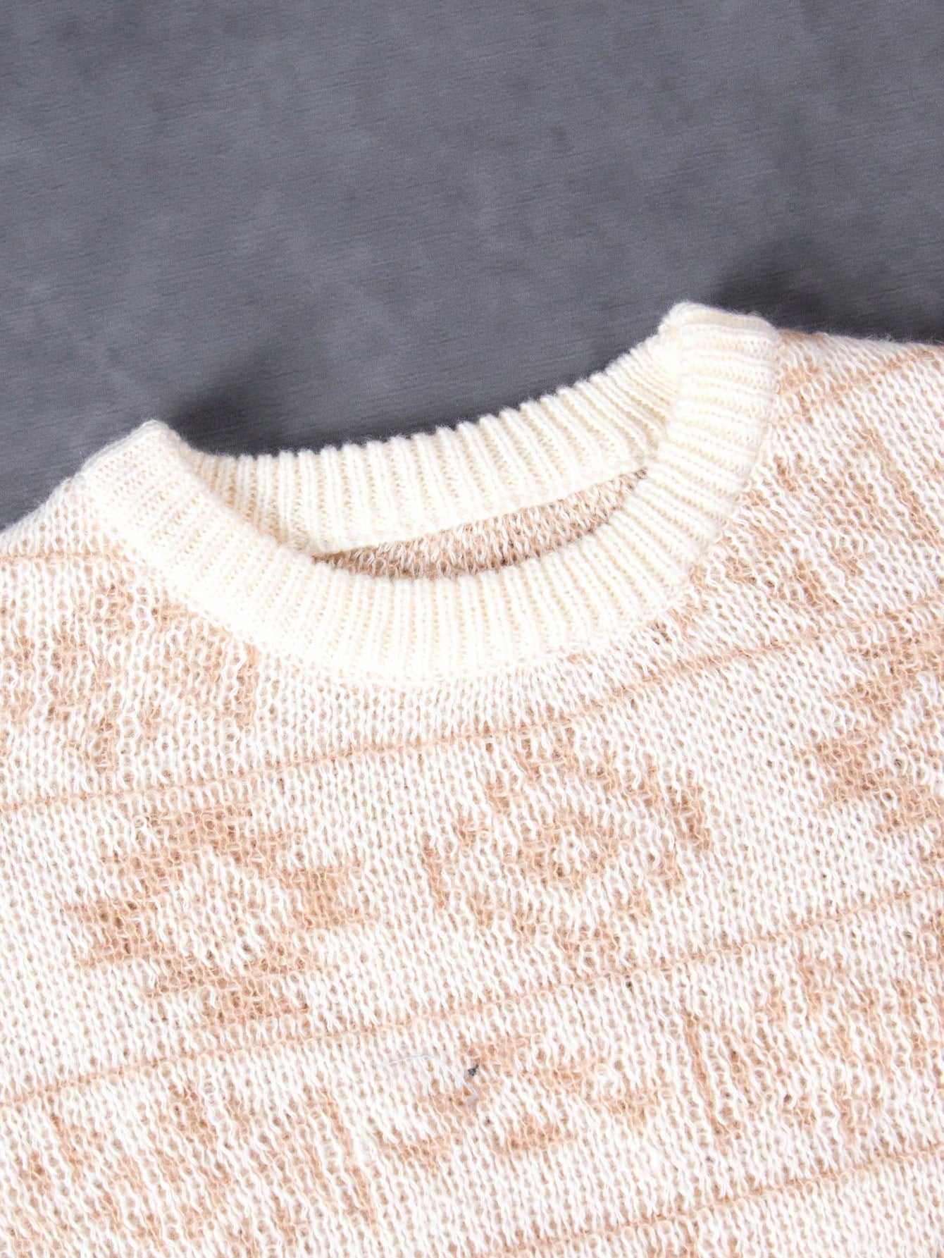 ANDREILEE PATTERNED SQUARE BLOCK PULLOBER SWEATER