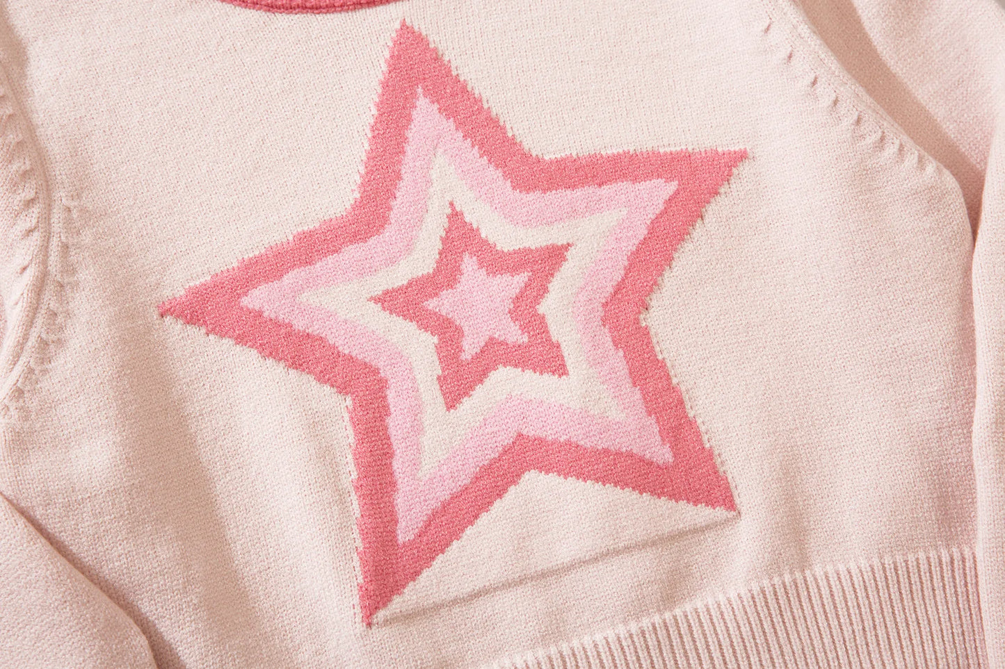 Sweet Star Pattern Color-Block Sweater: Slim-Fit