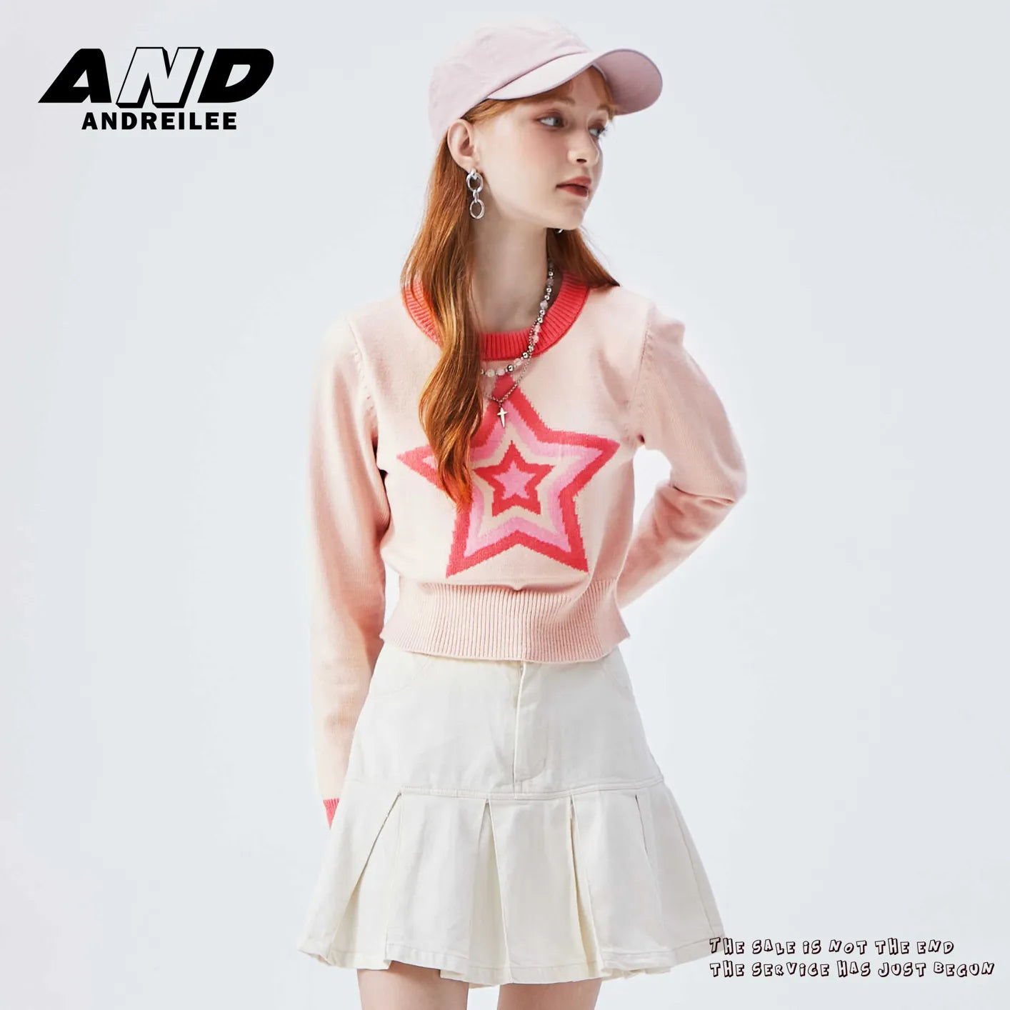 Sweet Star Pattern Color-Block Sweater: Slim-Fit