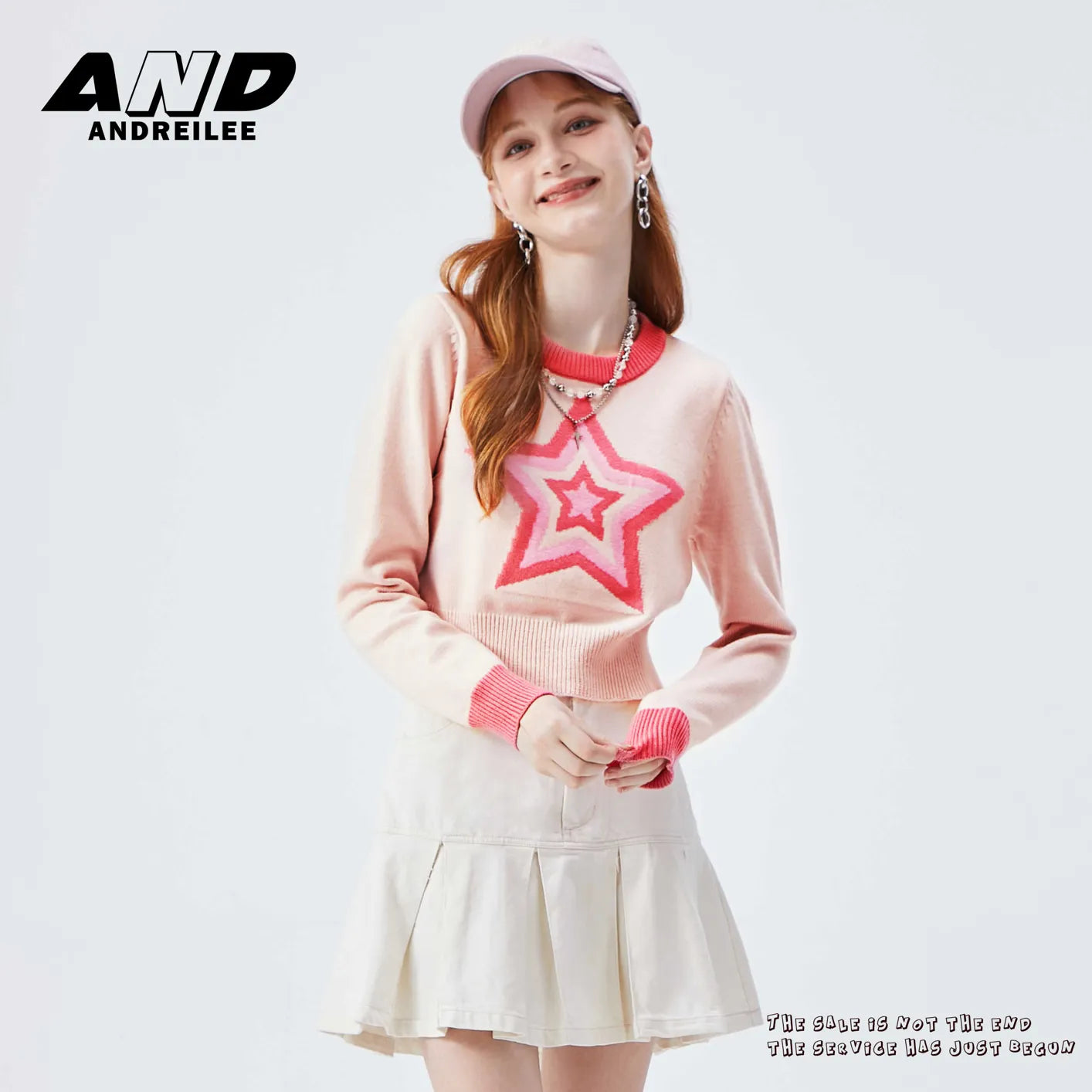 Sweet Star Pattern Color-Block Sweater: Slim-Fit
