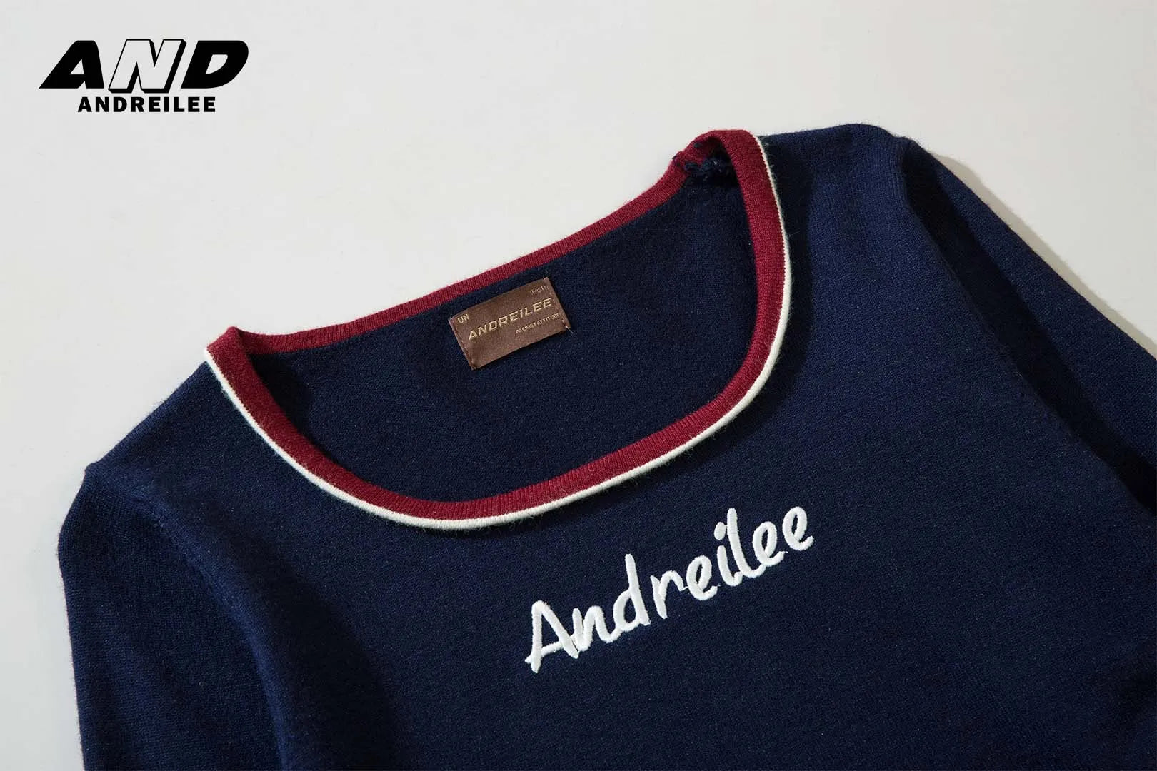 Women's Letter Knit Slim Trendy Spice Shirt